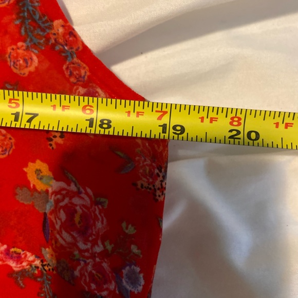 CAbi #5219 Crush Floral Sheer MEDIUM Blouse - Picture 9 of 9